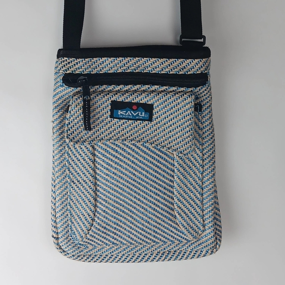 Kavu Blue and White Crossbody Bag for Everyday Adventures - Picture 7 of 10